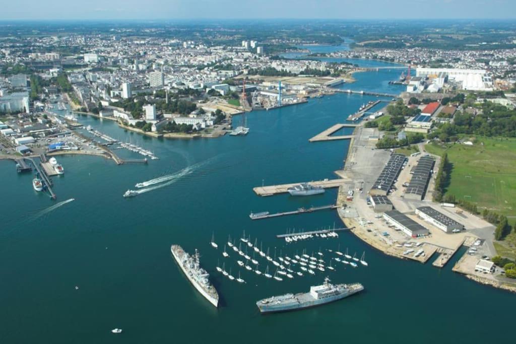 Joli T2 En Centre-Ville Lorient Avec Balcon Cosy Экстерьер фото